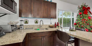 7420 SW 31st St Gallery 3