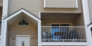 322 NE Whitman St Gallery 1