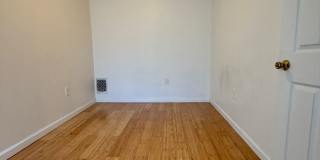 Stunning 3-Bedroom/1.5 Bathroom Townhome in West Passyunk! Available NOW! Gallery 14