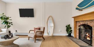 306 E 7th Avenue Gallery 15