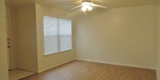 2 Bedroom 2 Bathroom Unit In Georgetown Gallery 1