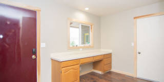 Spacious 3 Bed 2 Bath Brick Home with RV Parking, Shop Space & Large Yard in Tremonton! Gallery 16