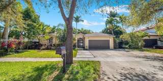 9712 SW 213th Ter Gallery 1
