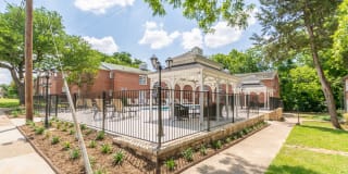 Hampton Plaza at Kessler Park Hampton Plaza at Kessler Park Gallery 23