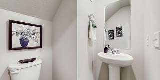 600 W 39th Place Gallery 7