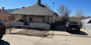 922 Robinson Avenue Gallery 1