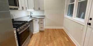 1055 W Pratt Boulevard Gallery 11