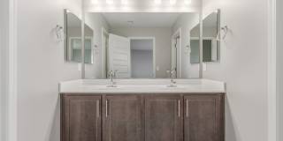 Brand New Build! Massive modern 4 bedroom/4.5 bathroom townhome in the heart of Chandler Gallery 18