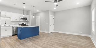 504 Jonathan Wade Cir Gallery 2