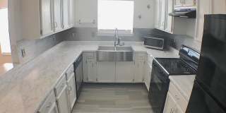 East El Paso 3bed/2bath Refrig A/C Gallery 9