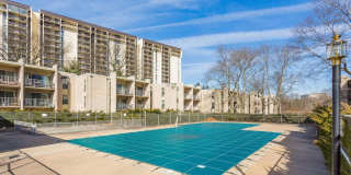 26 CANTERBURY Square unit: 202 Gallery 18