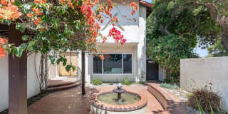 Stunning 5-Bed, 4-Bath Fully Furnished Home in Prestigious Huntington Harbour Stunning 5-Bed, 4-Bath Fully Furnished Home in Prestigious Huntington Harbour Gallery 12