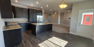 Beautiful 5 Bedroom, 3 Bath Executive Home in the Pointe! Gallery 18