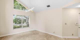 4720 NW 28th Avenue Gallery 8