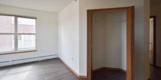 Lyons Court - Senior Living Gallery 14