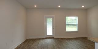 3-Bedroom Townhome - Admiral's Quarters Gallery 6