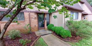 1008 North Green Drive 1008 North Green Drive Gallery 1