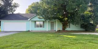 Charming 3 BR / 2 BA Home Near Moody AFB & Freedom Park! Gallery 1