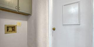 Beautiful 3 bedroom, 2.5 bath Townhome Gallery 22