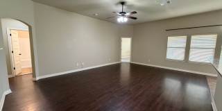 Beautiful and Cozy 3bed/2bath with an Office Available in North Norman! Gallery 21