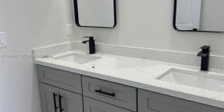 712 EUSTON AVENUE S Gallery 14