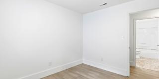 Updated 2-Bedroom Home with Modern Comforts Near Downtown Wilmington Gallery 26