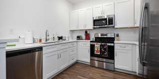 231 Walton Avenue unit: 206 Gallery 15