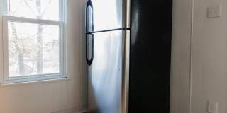 Available AUGUST 2026 - Updated 2 Bedroom Home in Mt. Washington! Gallery 11