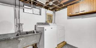6661 Glenview Drive Gallery 20