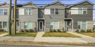 2725 Whittle Springs Road Gallery 1