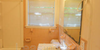 2104 Maybank Highway Gallery 9