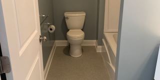 Charming Home with Large Backyard Near Radford University Gallery 10