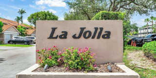 9023 SW 113th Place Cir W Gallery 1