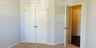 WOW! 3 bedroom 3.5 bathroom townhome! Like New! Must see Gallery 24