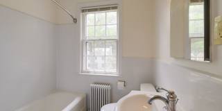 Charming & Spacious Colonial in N Cleveland Park w/Park-Like Rear Garden & Detached Garage Gallery 38