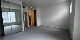 Large Updated Two-Story Townhouse For Rent Gallery 17