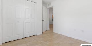 LIKE NEW 3/2/1 TOWNHOUSE IN BEAUTIFUL SEMINOLE WOODS Gallery 21