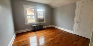 114 Cloverdale Avenue 2 Gallery 1