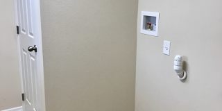 MOVE IN SPECIAL-Beautiful Energy Efficient 3/2 Home in St. Cloud Gallery 13