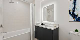 Evani 3223 Wilshire Gallery 27