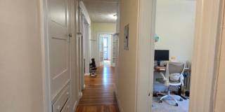 Spacious Modern Brookline 3 Bed Unit Available 9/1/26 Gallery 8