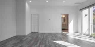 2700 N MYRTLE AVENUE Gallery 12