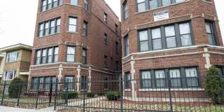 7914 S Hermitage Auburn Gresham Apartments Gallery 12