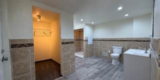 Updated 4BR / 2 Bath Home with off-street parking! Gallery 27