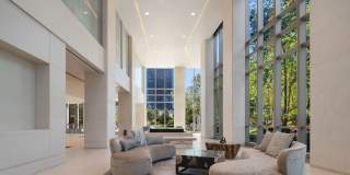 The Modern Gallery 39