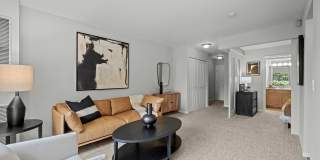 Versailles on the Lakes Oakbrook Gallery 38