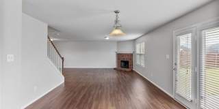 2048 Stagecoach Trail Gallery 1