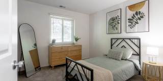 Meadowbrook Village Gallery 12