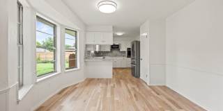 Modern Details and Interiors to a sought-after Classic Edmond Neighborhood Home!!!!  Top to Bottom and Oklahoma Christian is in eyesite! Gallery 13