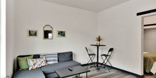 902 Residence Street Gallery 1